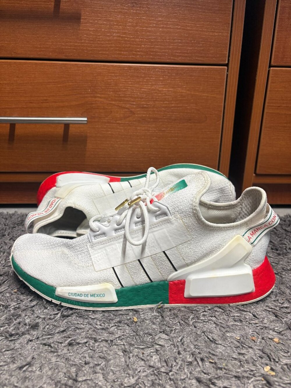 Men's adidas Originals NMD_R1 Mexico Shoes Size 13 HQ1434 White/Green/Red